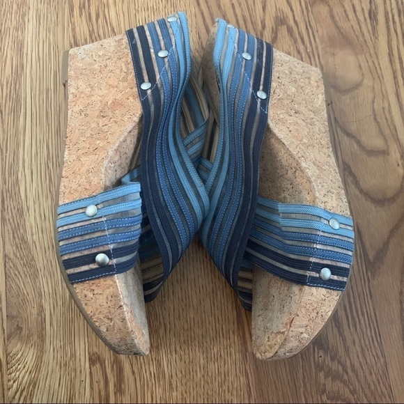 Lucky Brand Miller 2 Open Toe Canvas Wedge - Picture 6 of 9